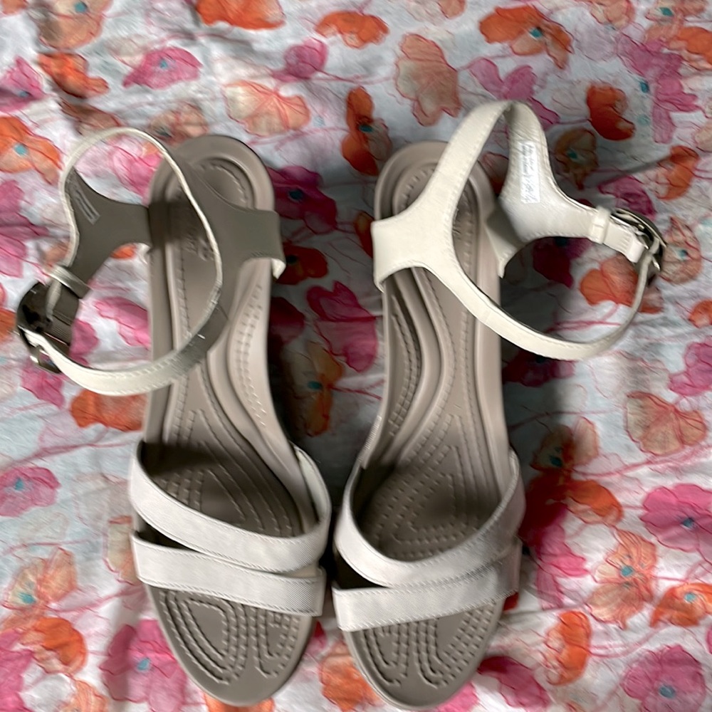 Crocs pretty sandal